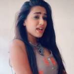 Fizzah Profile Picture